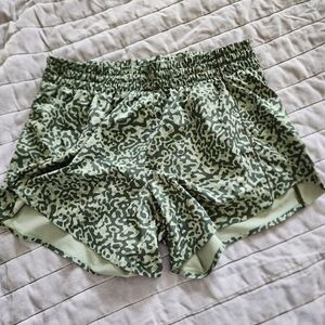 Athleta shorts size Small- High Rise